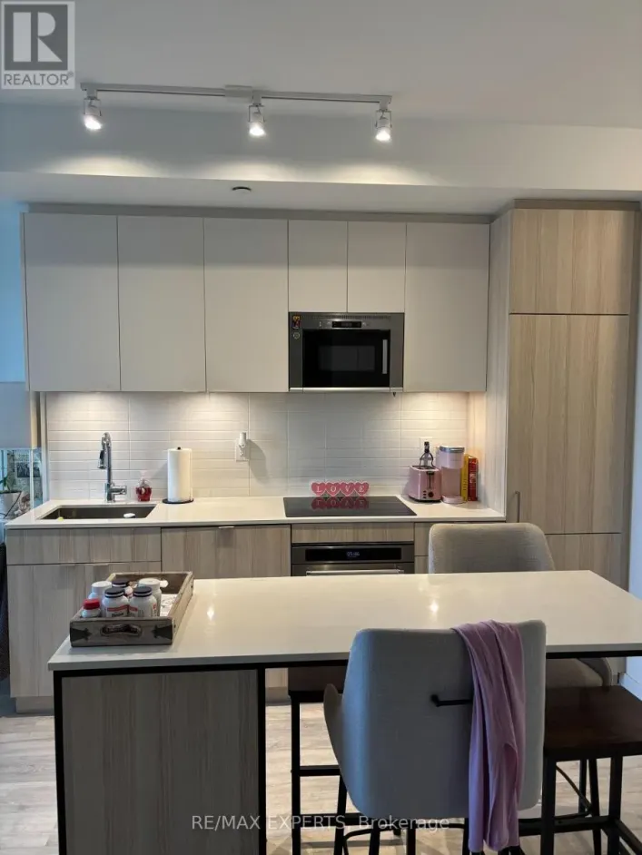 337 - 215 LAKESHORE ROAD W, Mississauga