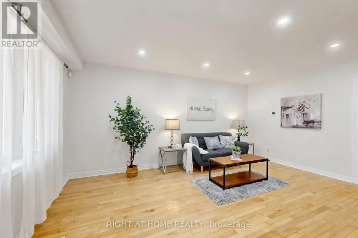 337 HOLLYBERRY TRAIL, Toronto