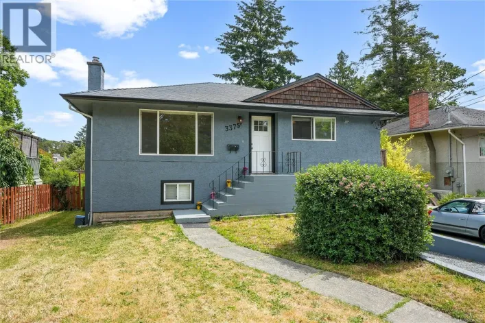 3375 Maplewood Rd, Saanich