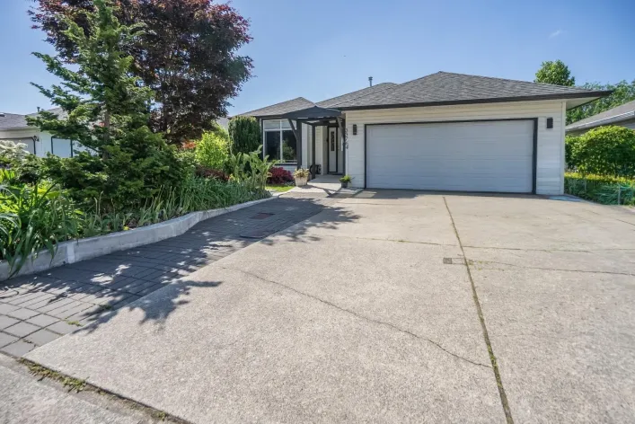 33764 BLUEBERRY DRIVE, Mission