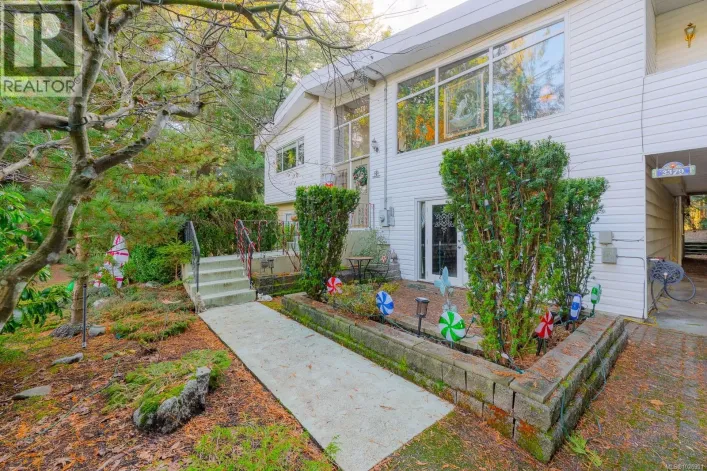 3379 Opal Rd, Nanaimo