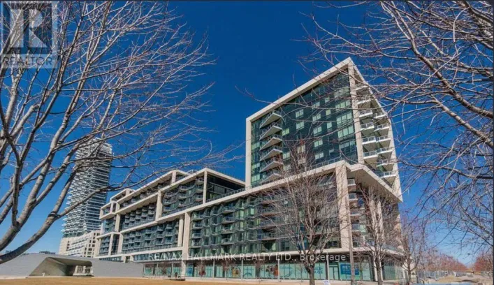 338 - 15 MERCHANTS WHARF, Toronto