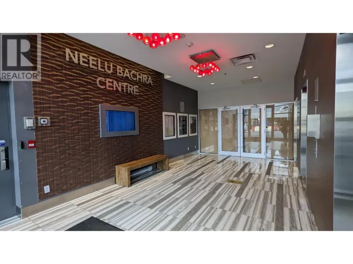 338 550 WEST BROADWAY, Vancouver