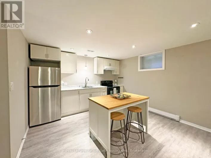 3383 (LOWER) TISDALE ROAD, Hamilton