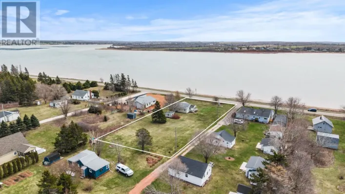 3388 Bayshore Road, Stanhope