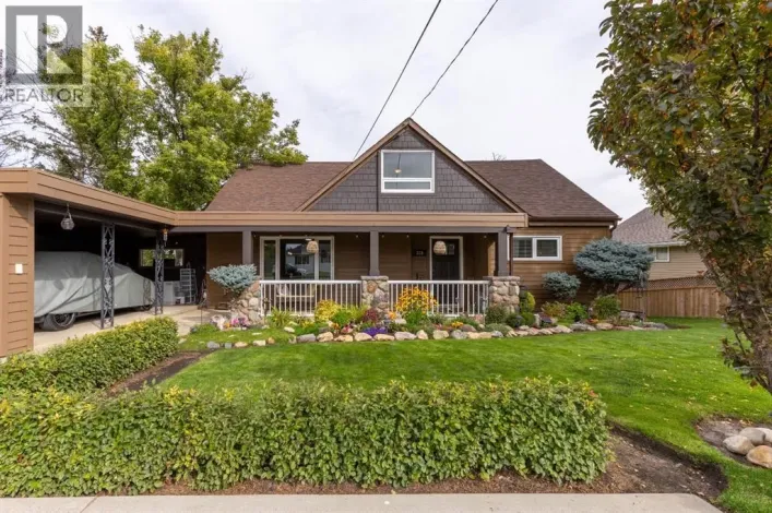 339 2 Avenue E, Cardston
