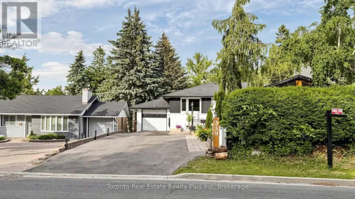 339 EAST AVENUE, Toronto