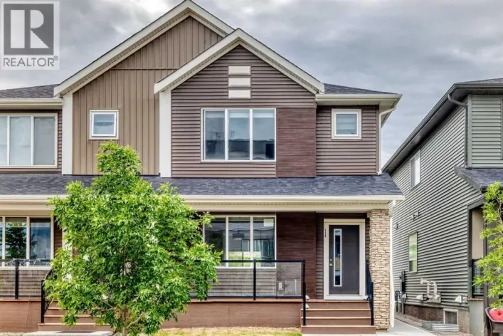 339 WOLF CREEK Way SE, Calgary