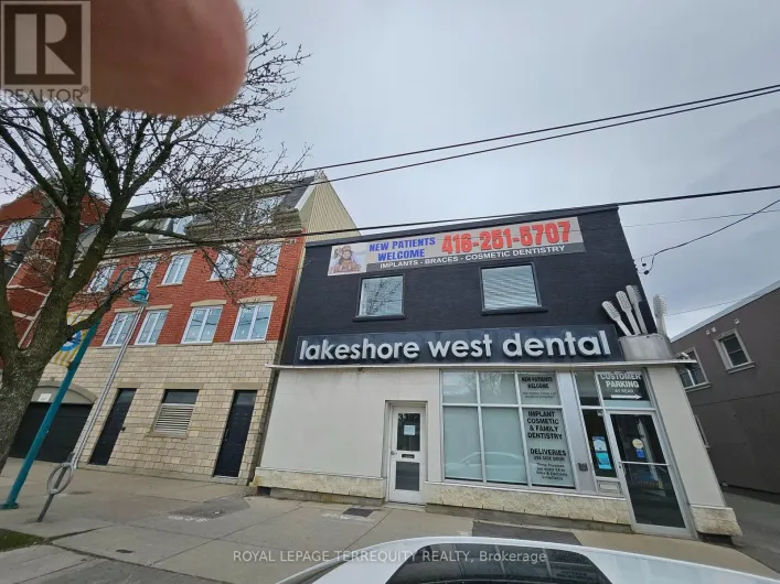 3392 LAKE SHORE BOULEVARD, Toronto