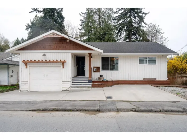 33986 WALNUT AVENUE, Abbotsford