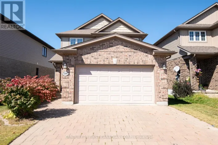 3399 EMILYCARR LANE S, London South