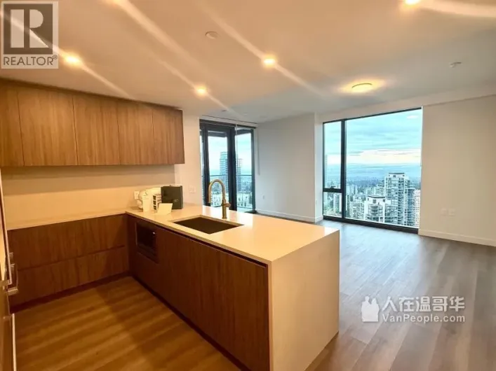 33xx 5987 WILSON AVENUE, Burnaby