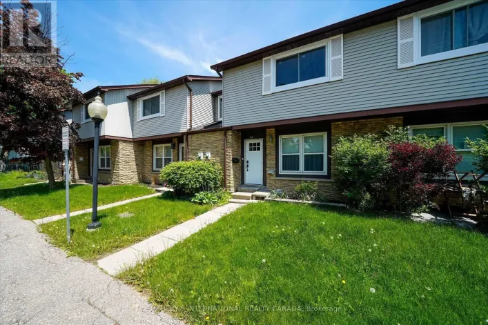 34 - 120 FALCONER DRIVE, Mississauga