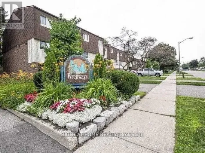 34 - 38 EDGAR WOODS ROAD, Toronto