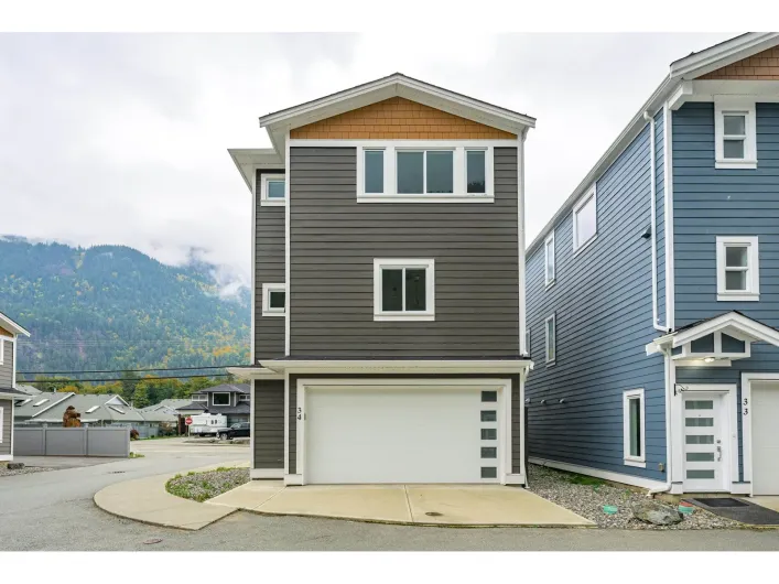 34 750 HOT SPRINGS ROAD STREET|Harrison Hot Springs, Harrison Hot Springs