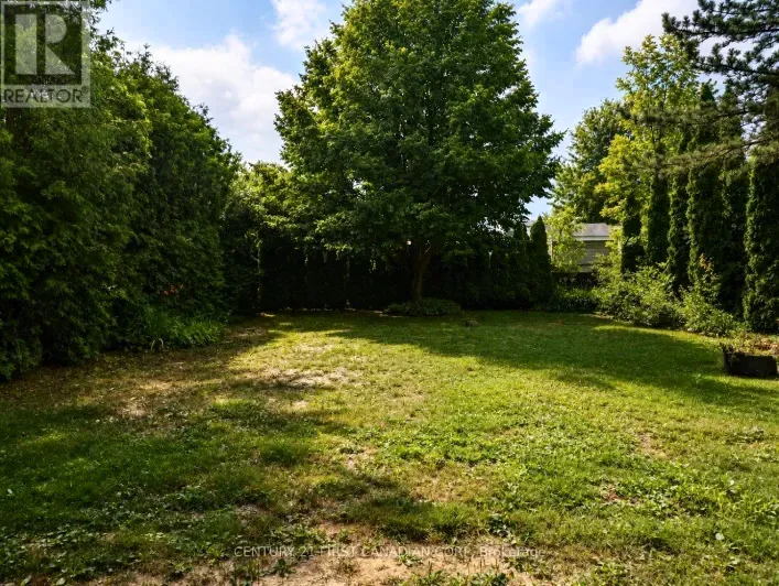 34 - 79681 BLUEWATER HIGHWAY, Central Huron