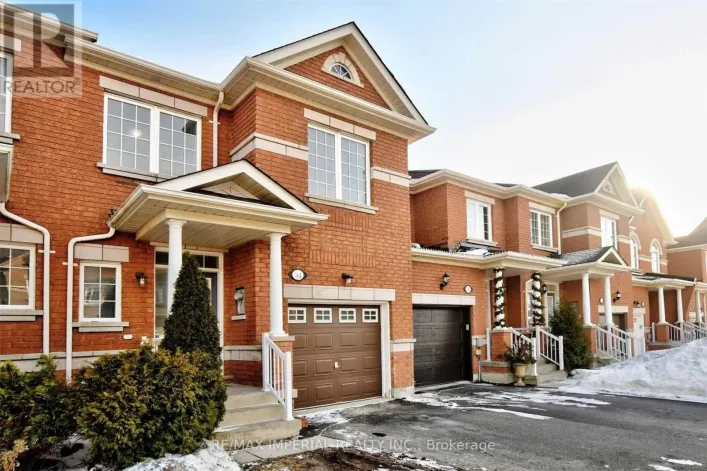 34 - 8 TOWNWOOD DRIVE, Richmond Hill