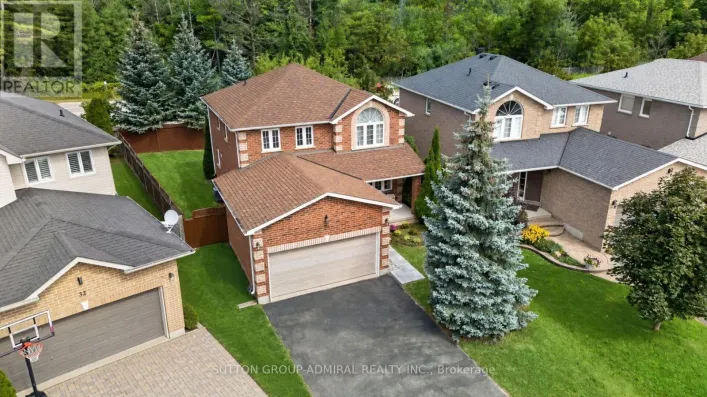 34 BALMORAL PLACE, Barrie