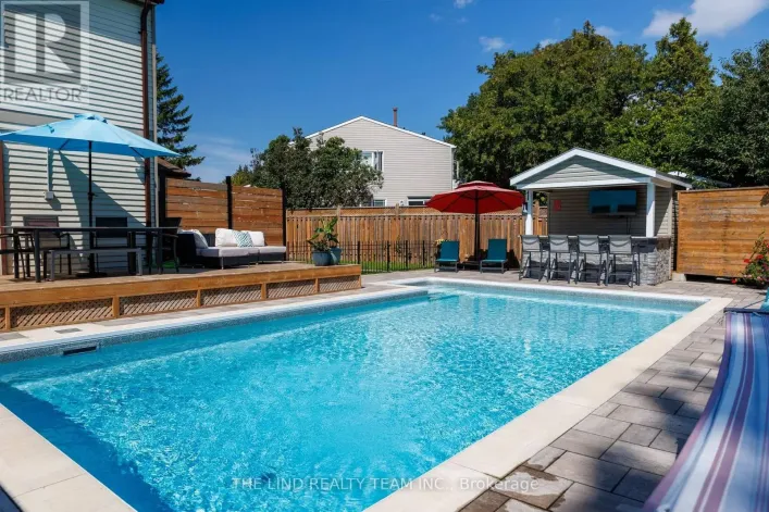 34 BANNER CRESCENT, Ajax