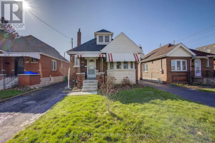 34 BARONS AVENUE S, Hamilton