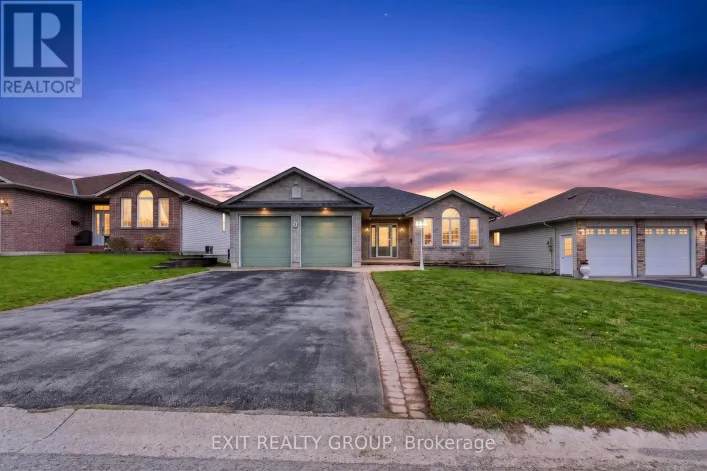 34 BELVEDERE ROAD, Quinte West