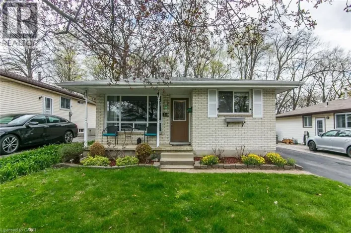 34 BLACKHORNE Crescent, Kitchener