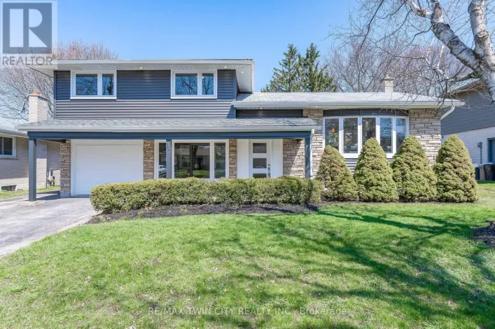 34 BRADLEY DRIVE, Kitchener