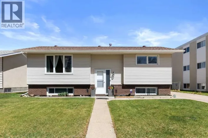 34 Campbell Crescent SE, Medicine Hat