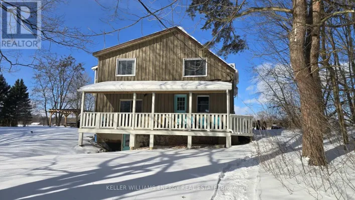 34 CAPTAINS DRIVE, Prince Edward County