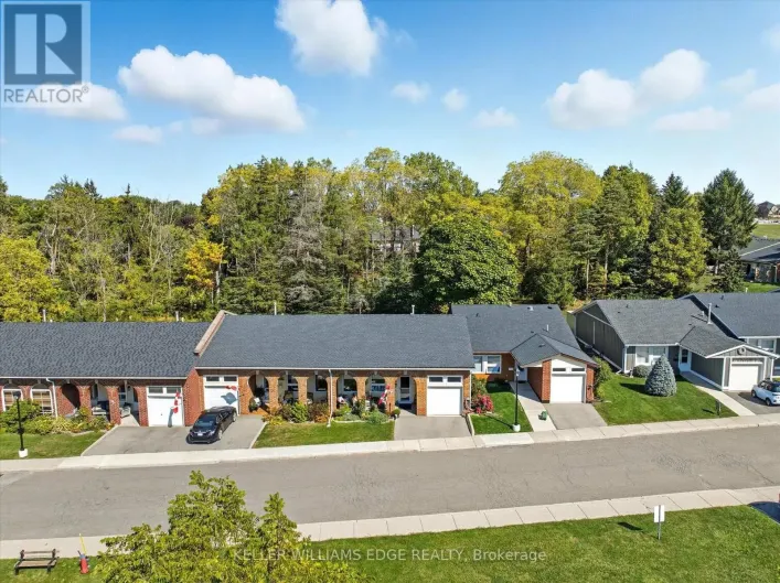 34 CARDINAL MINDSZENTY BOULEVARD, Hamilton