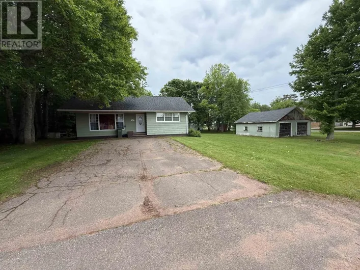 34 COMMUNITY Street, O'Leary