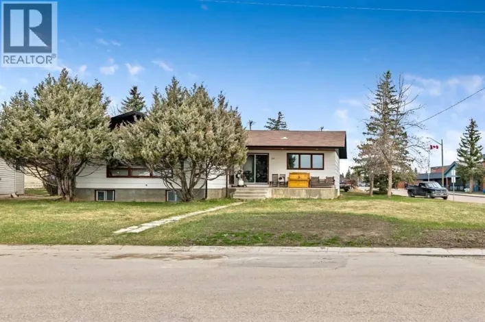 34 Crescent Road, Okotoks