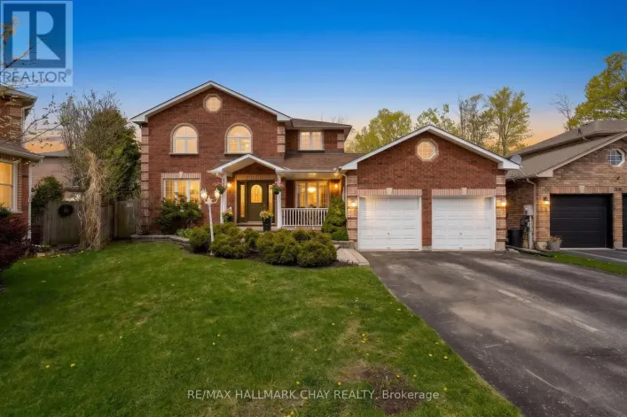 34 CROMPTON DRIVE, Barrie