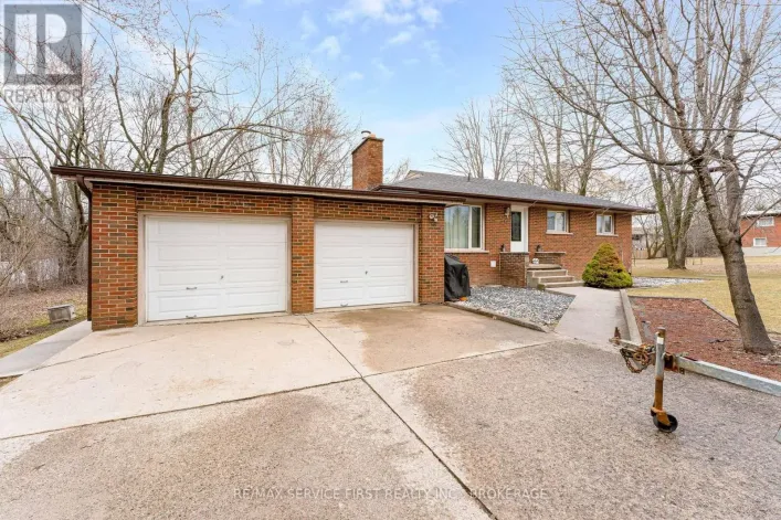 34 DALGLEISH AVENUE, Kingston)