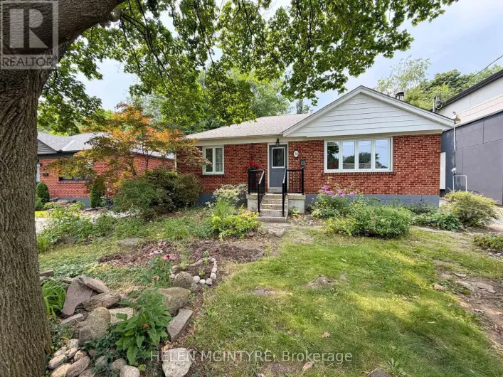 34 DUNNING CRESCENT, Toronto