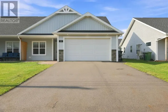 34 Essex Crescent, West Royalty