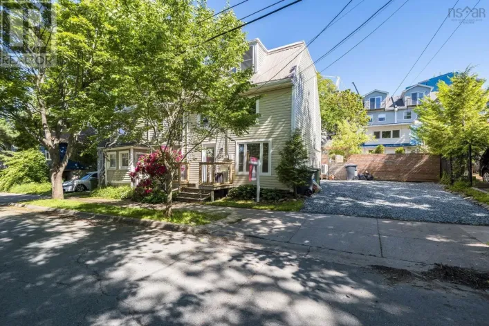 34 Fairbanks Street, Dartmouth