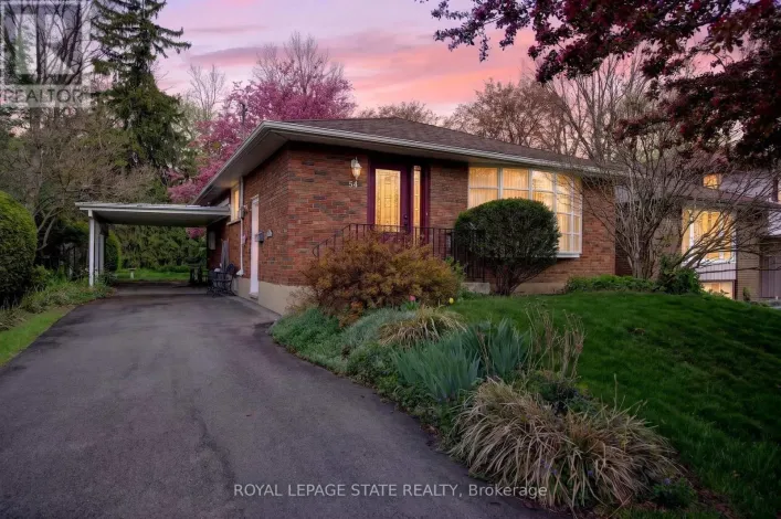 34 HELEN STREET, Hamilton
