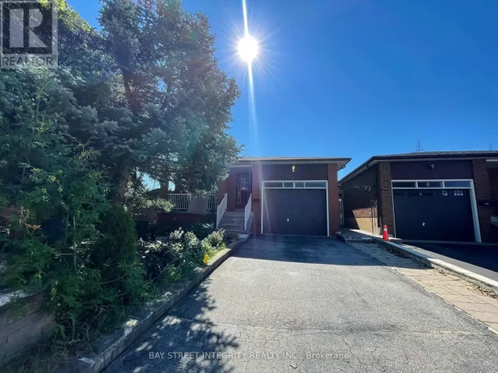 34 IANGROVE TERRACE, Toronto