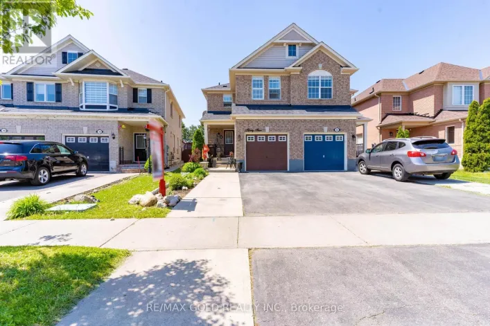 34 JINGLE CRESCENT, Brampton