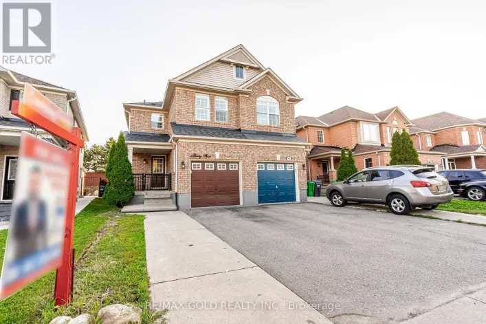 34 JINGLE CRESCENT, Brampton