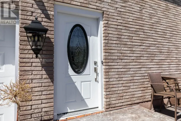 34 KINGSWOOD DRIVE E, Clarington