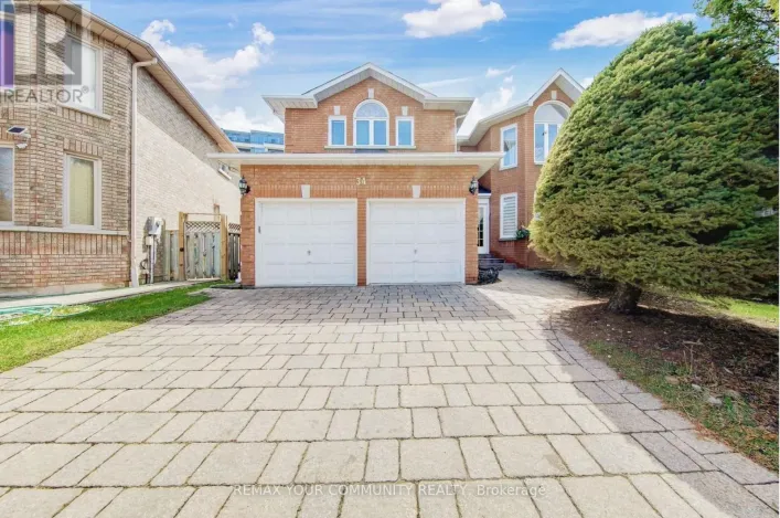 34 LEICESTER ROAD, Richmond Hill