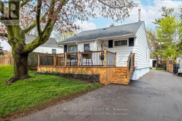 34 MAPLE STREET, Ajax