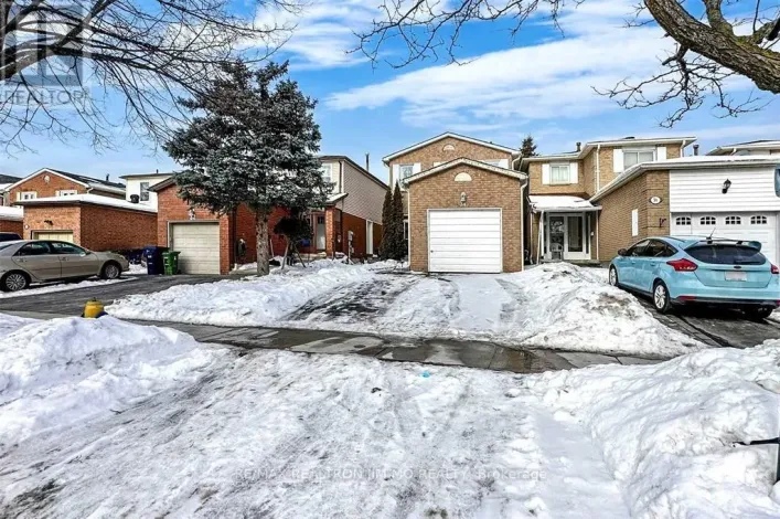 34 PONYMILL DRIVE, Toronto