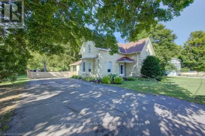 34 QUEEN STREET, Huron East