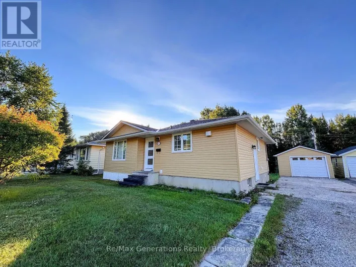 34 REDWING AVENUE, Manitouwadge
