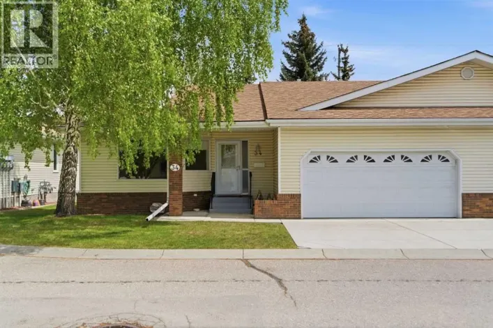 34 Vandoos Gardens NW, Calgary