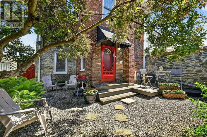 34 WATER STREET W, Brockville