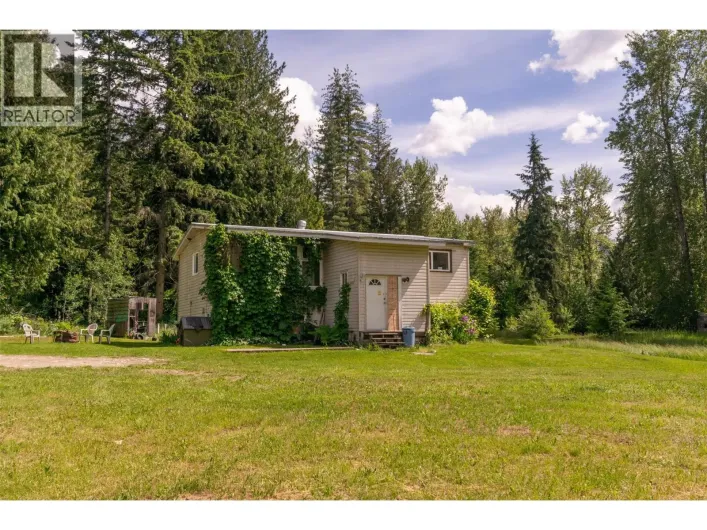 34 West Poirier Road, Mara